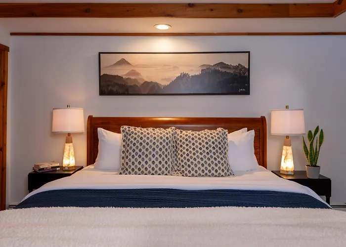 Tucker Hill Lodge